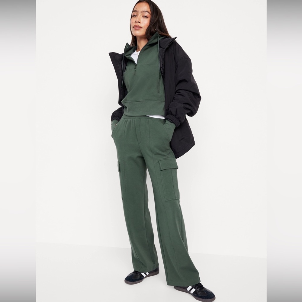 Dynamic Fleece Half Zip Hoodie and Cargo Pants Set
